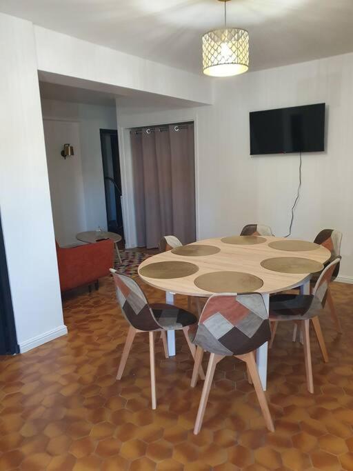 Appartement F3 Meuble Et Equipe Saint-Cyprien  Ngoại thất bức ảnh